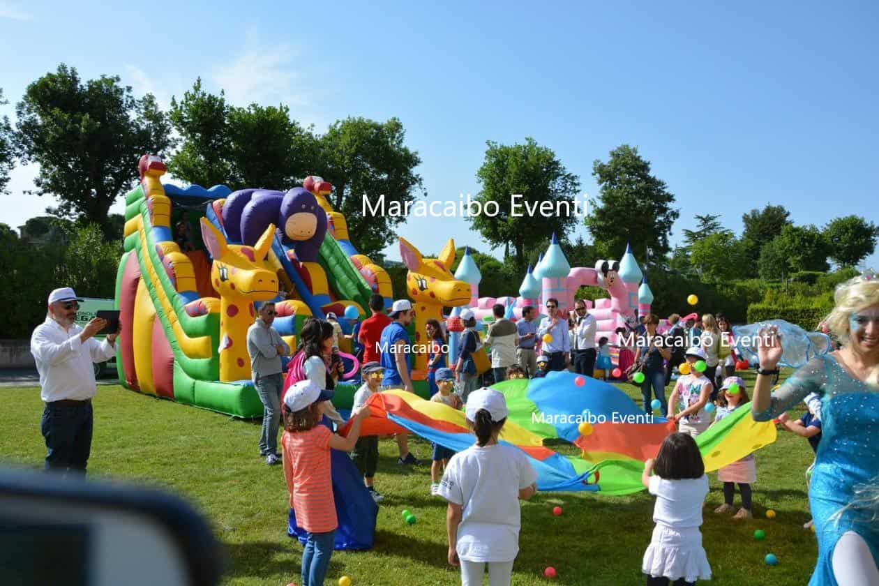 Gonfiabili Osimo noleggio affitto per feste compleanni bambini animazione allestimenti eventi Gonfiabili Osimo noleggio affitto per feste compleanni bambini animazione allestimenti eventi