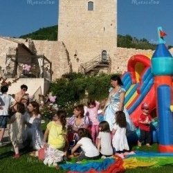 Pacchetti promozionali ad Ancona: Gonfiabile, Allestimento