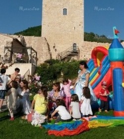 Pacchetti promozionali ad Ancona: Gonfiabile, Allestimento